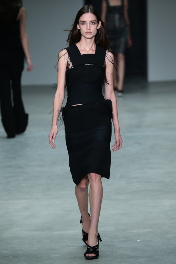 Calvin Klein: هوية جديدة للابيض والاسود