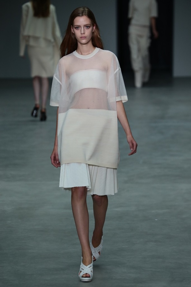 Calvin Klein: هوية جديدة للابيض والاسود