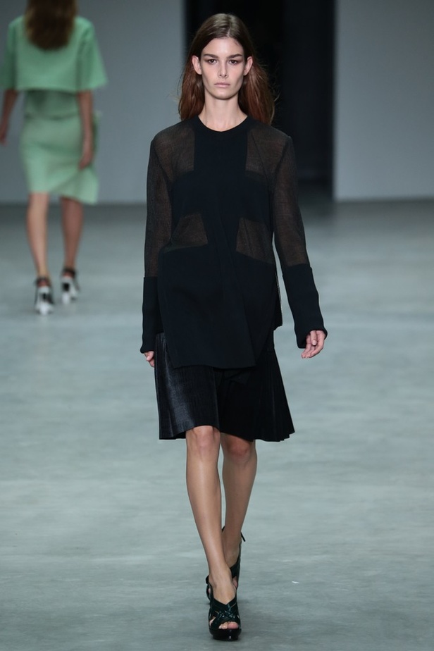 Calvin Klein: هوية جديدة للابيض والاسود