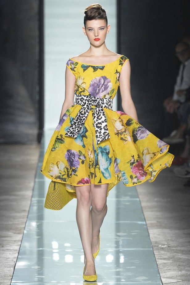 مجموعة Rocco barocco: رؤية ورديّة للحياة