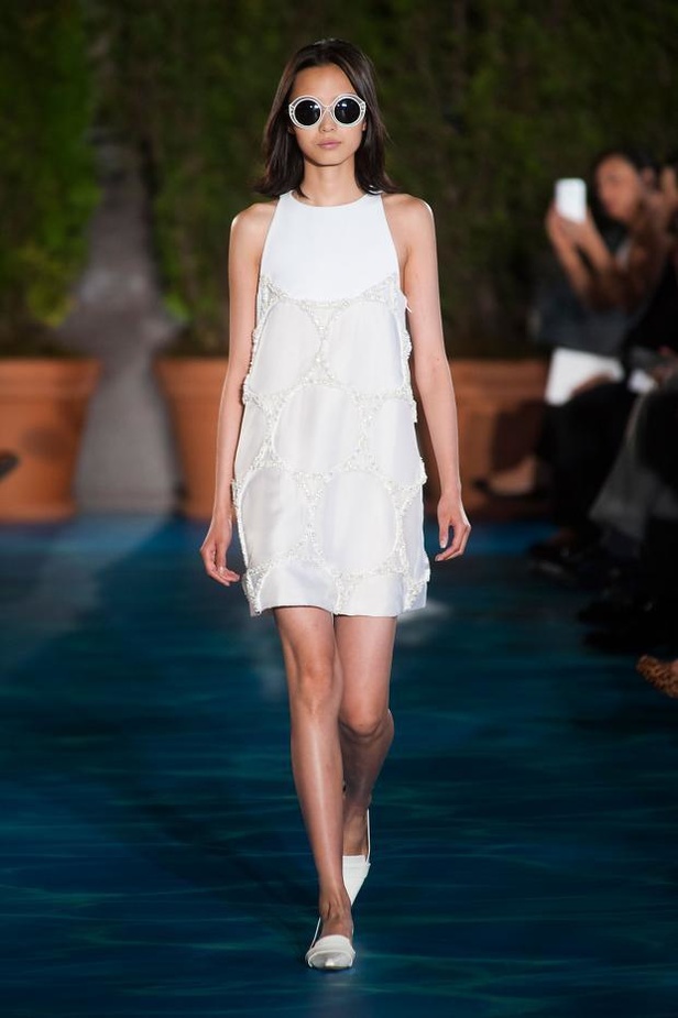 Tory Burch  - حديقة فرنسية قديمة