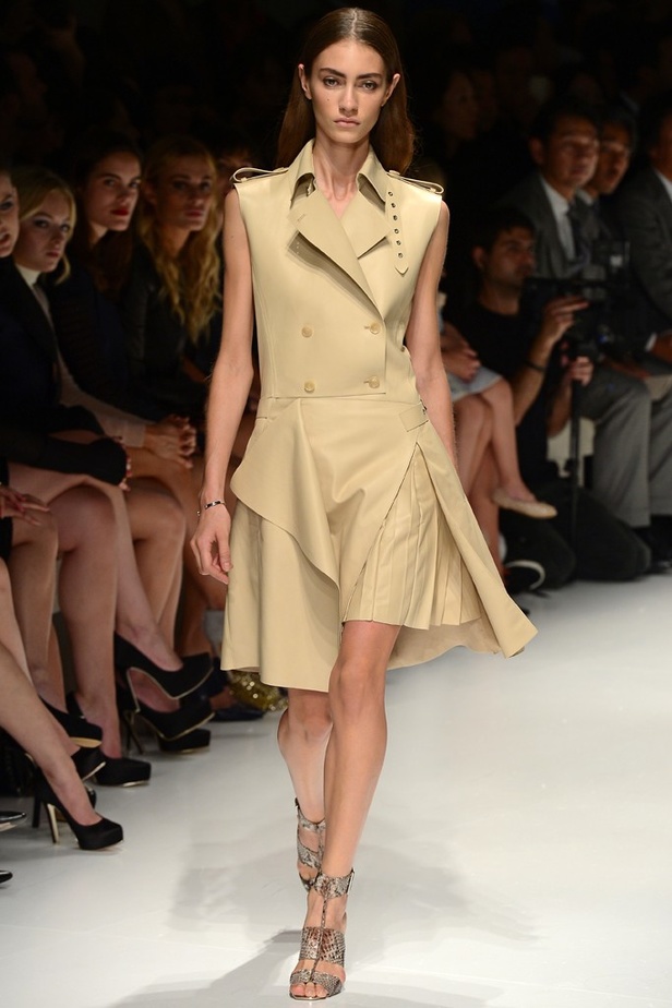 Salvatore Ferragamo... ربيع 2014 هادئ