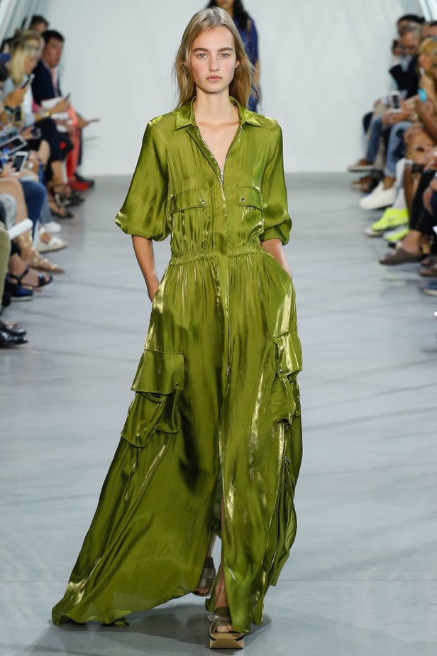 Lacoste ينقلنا إلى المستقبل مع مجموعة بالغة العصرية!