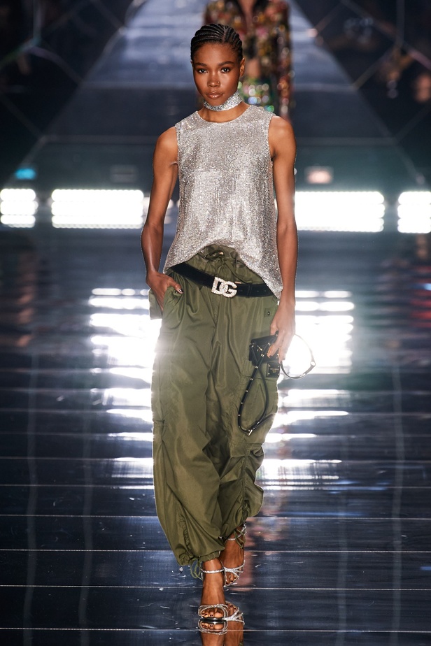 عرض أزياء Dolce&Gabbana لربيع وصيف 2022 من أسبوع الموضة في ميلانو