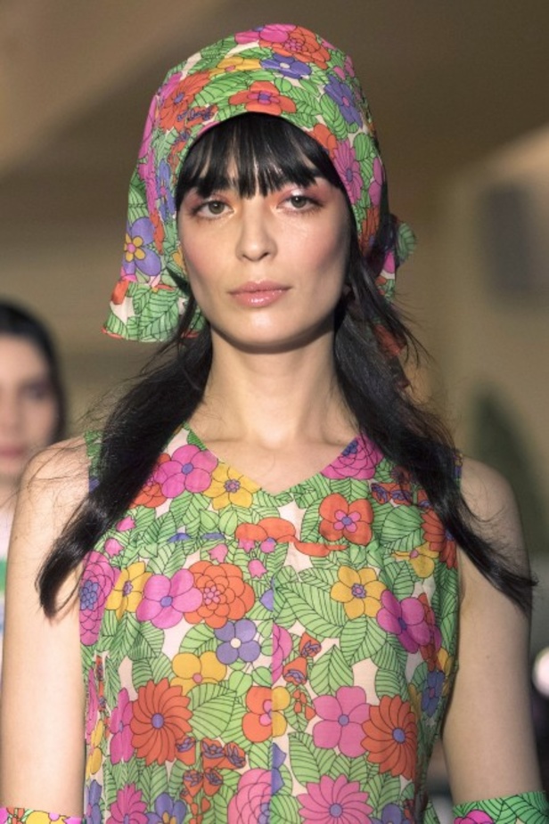 عرض أزياء Anna Sui لربيع وصيف 2022 من أسبوع الموضة في نيويورك