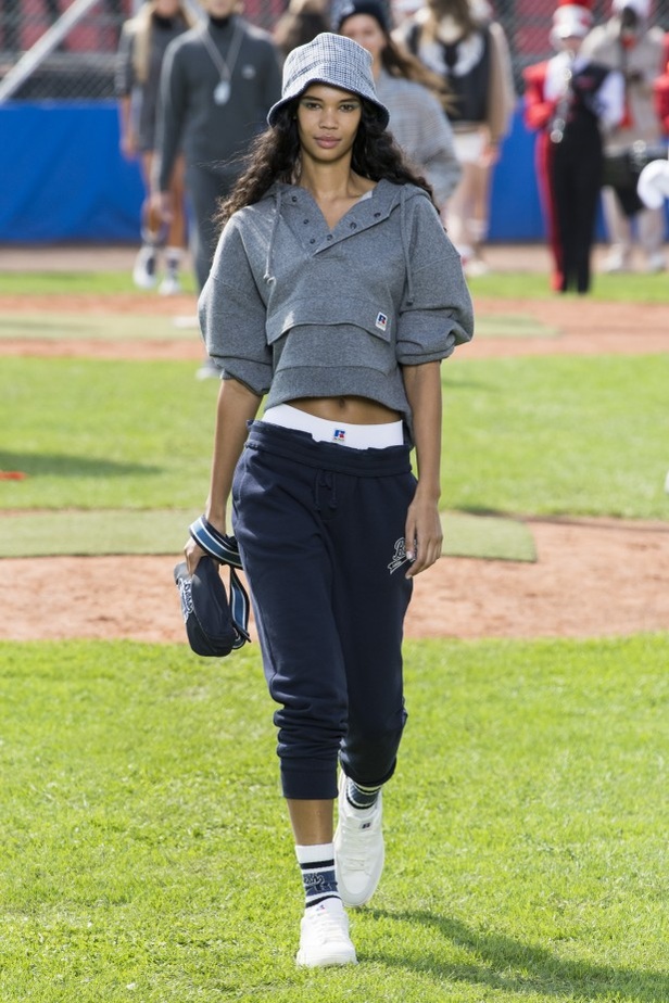 مجموعة Boss لربيع وصيف 2022 ضمن أسبوع الموضة في ميلانو