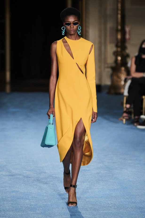 مجموعة كريستيان سيريانو لموسم ربيع وصيف 2022