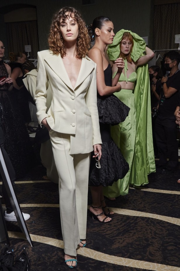 كواليس عرض كريستيان سيريانو