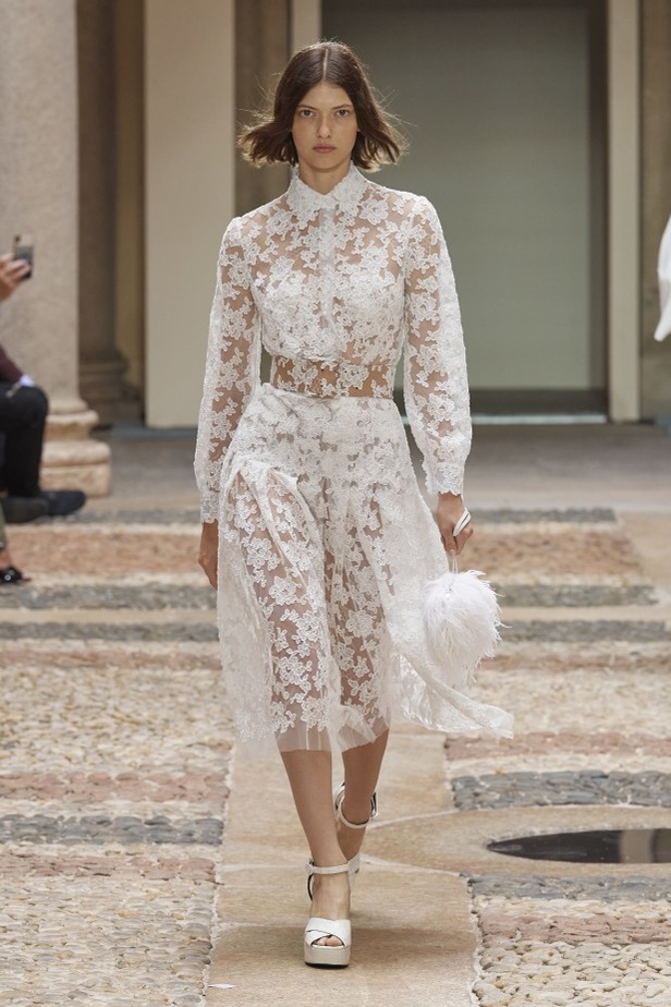 عرض أزياء Ermanno Scervino لربيع وصيف 2022 من أسبوع الموضة في ميلان