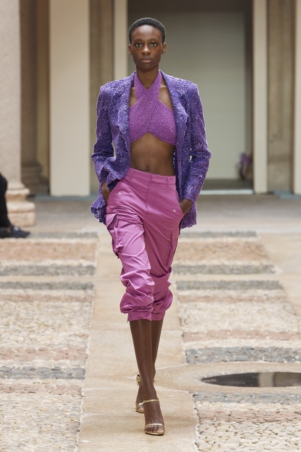 عرض أزياء Ermanno Scervino لربيع وصيف 2022 من أسبوع الموضة في ميلان