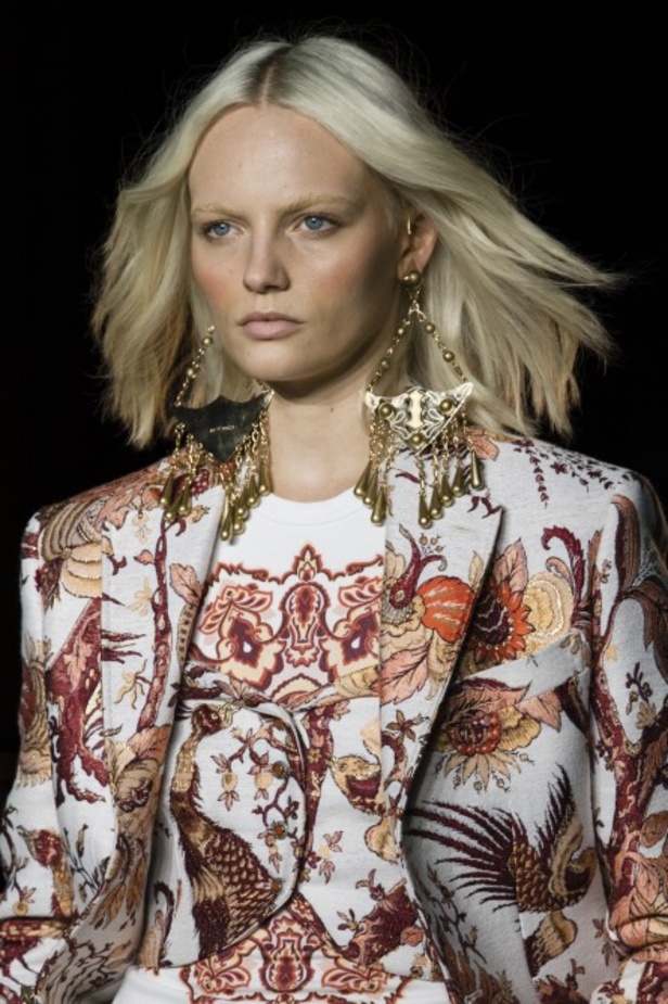 مجموعة Etro لربيع وصيف 2022 من أسبوع الموضة في ميلانو
