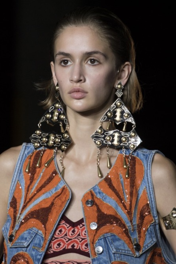 مجموعة Etro لربيع وصيف 2022 من أسبوع الموضة في ميلانو