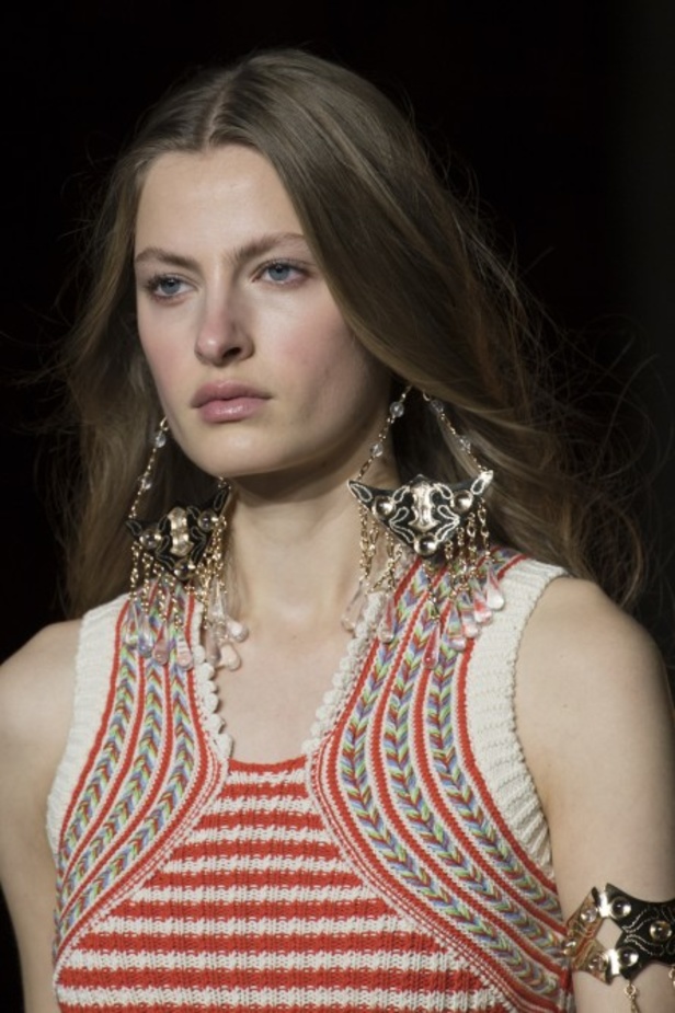 مجموعة Etro لربيع وصيف 2022 من أسبوع الموضة في ميلانو