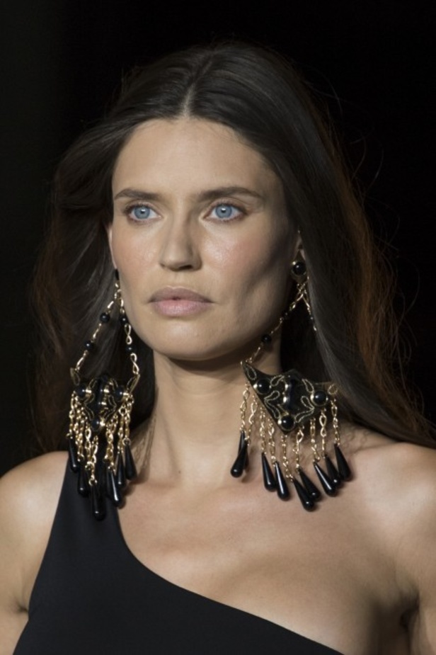 مجموعة Etro لربيع وصيف 2022 من أسبوع الموضة في ميلانو