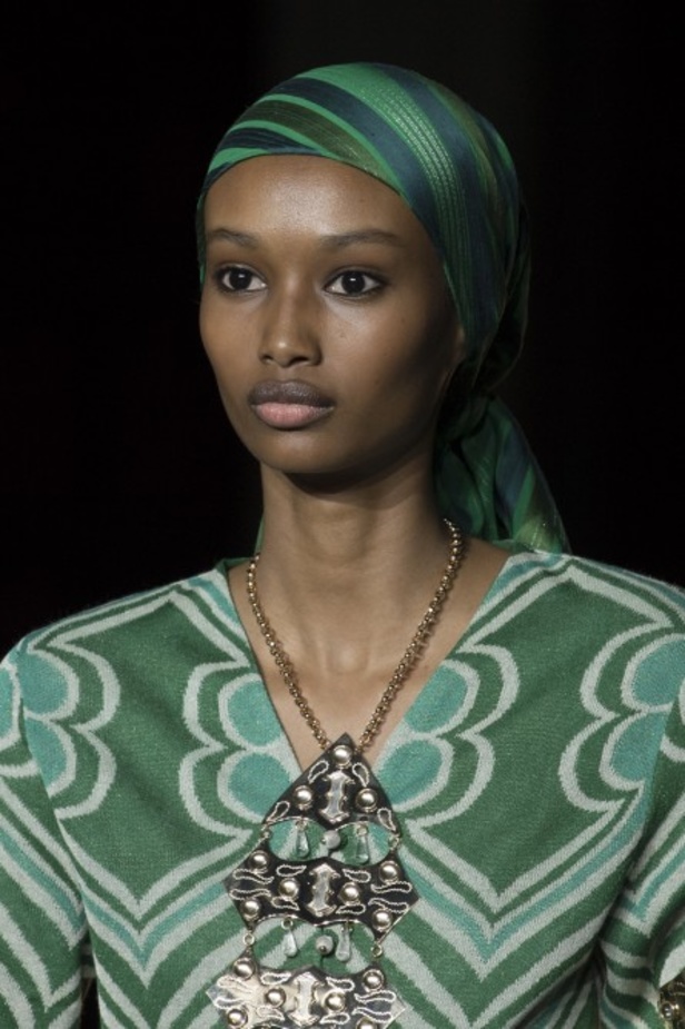 مجموعة Etro لربيع وصيف 2022 من أسبوع الموضة في ميلانو