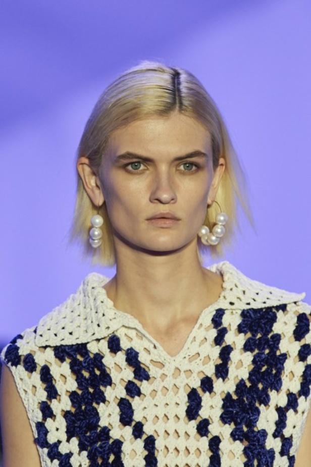 عرض ازياء مجموعة Jil Sander لربيع وصيف 2022 ضمن اسبوع الموضة في ميلانو