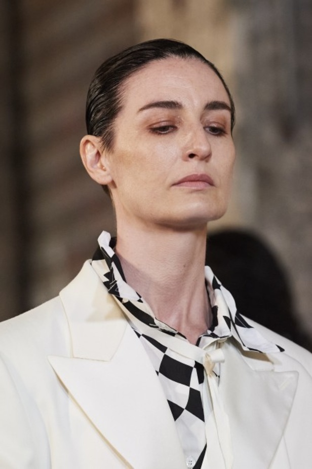 مجموعة  MM6 Maison Margielaلربيع وصيف 2022 من أسبوع الموضة في ميلانو
