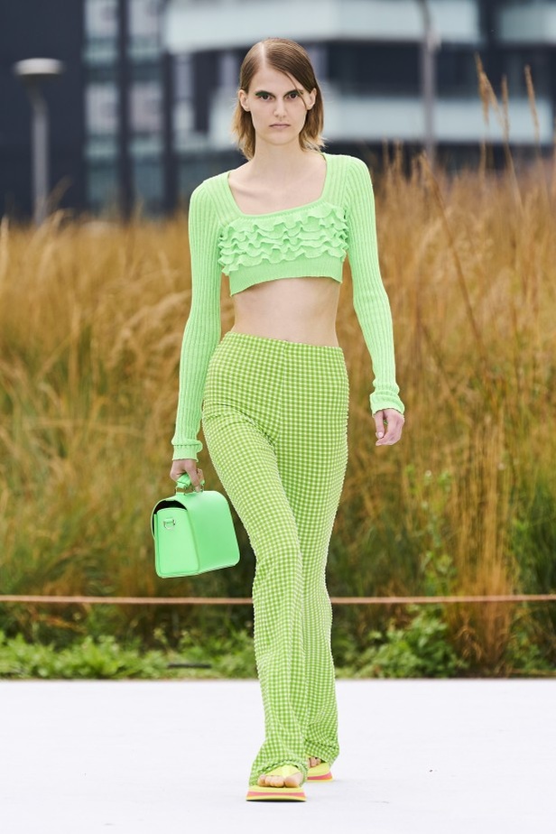 مجموعة MSGM لربيع وصيف 2022 من أسبوع الموضة في ميلانو