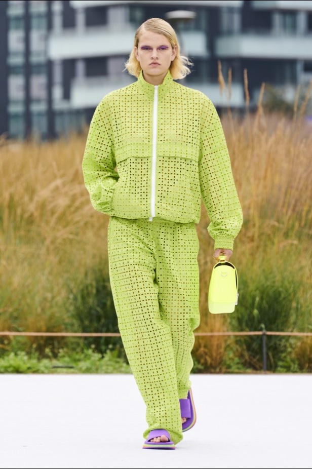 مجموعة MSGM لربيع وصيف 2022 من أسبوع الموضة في ميلانو