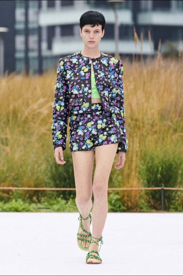 مجموعة MSGM لربيع وصيف 2022 من أسبوع الموضة في ميلانو