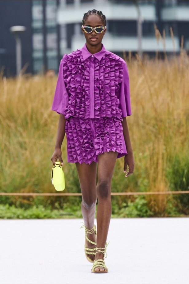 مجموعة MSGM لربيع وصيف 2022 من أسبوع الموضة في ميلانو