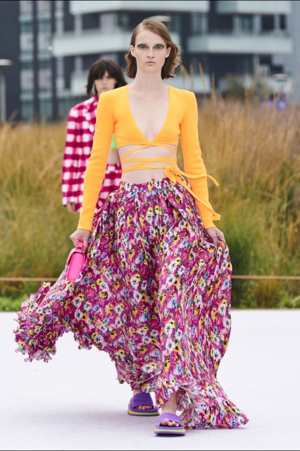 مجموعة MSGM لربيع وصيف 2022 من أسبوع الموضة في ميلانو