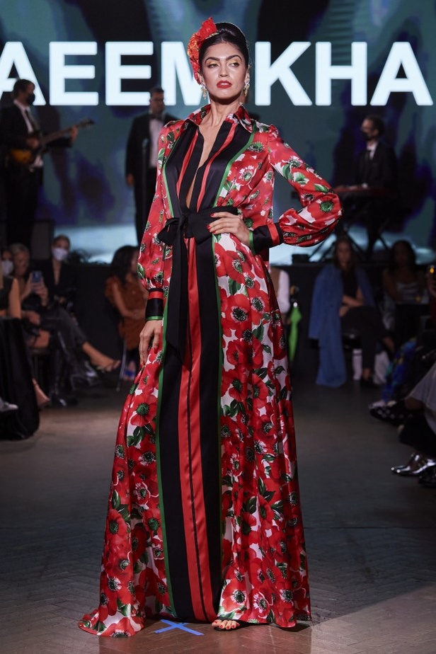 مجموعة Naeem Khan لربيع وصيف 2022 ضمن أسبوع الموضة في نيويورك