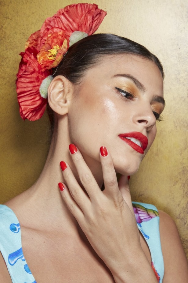 مجموعة Naeem Khan لربيع وصيف 2022 ضمن أسبوع الموضة في نيويورك