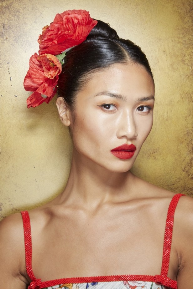 مجموعة Naeem Khan لربيع وصيف 2022 ضمن أسبوع الموضة في نيويورك