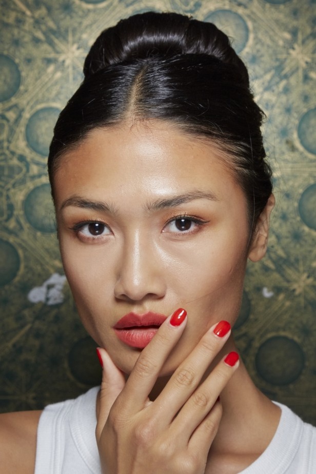 مجموعة Naeem Khan لربيع وصيف 2022 ضمن أسبوع الموضة في نيويورك