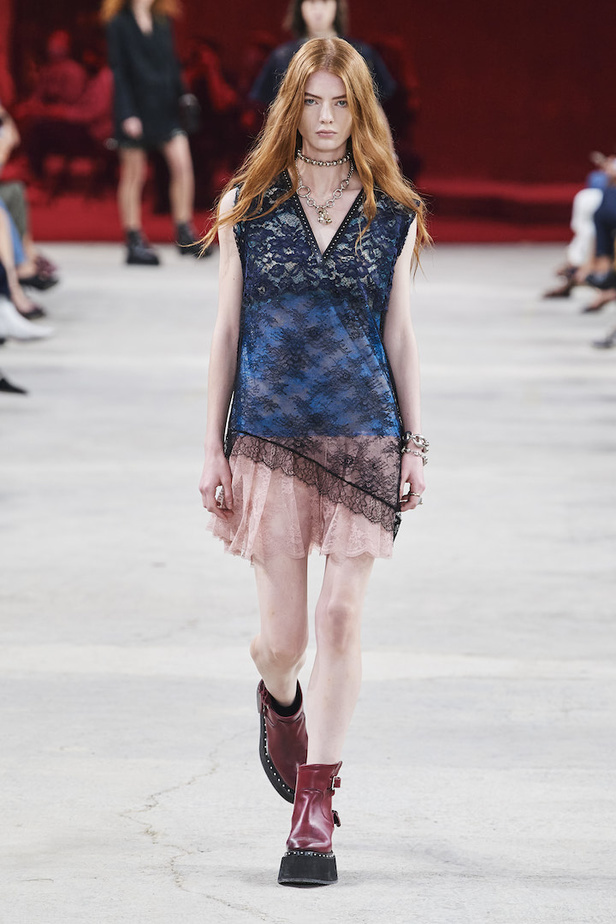 مجموعة Ports 1961 لربيع وصيف 2022 من أسبوع الموضة في ميلانو 