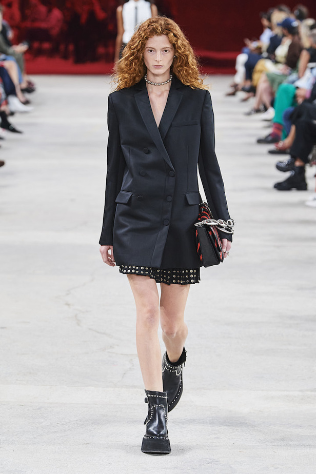 مجموعة Ports 1961 لربيع وصيف 2022 من أسبوع الموضة في ميلانو 