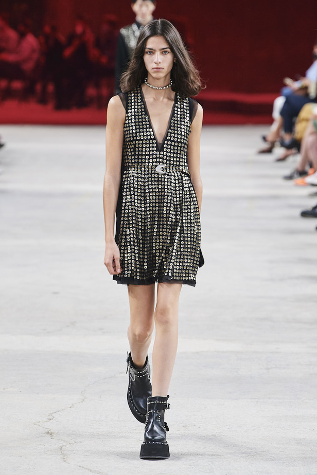 مجموعة Ports 1961 لربيع وصيف 2022 من أسبوع الموضة في ميلانو 