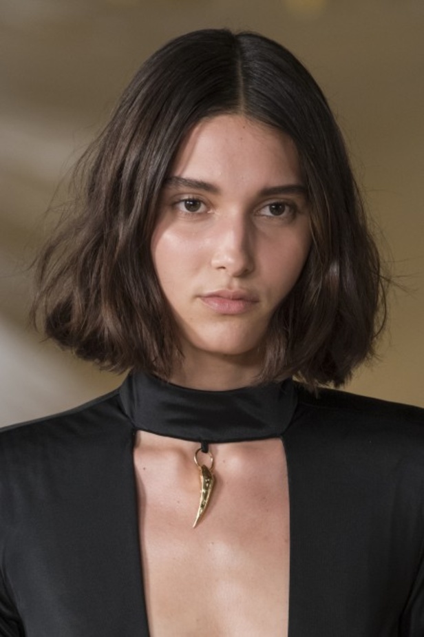 مجموعة ROBERTO CAVALLI لربيع وصيف 2022 من أسبوع الموضة في ميلانو