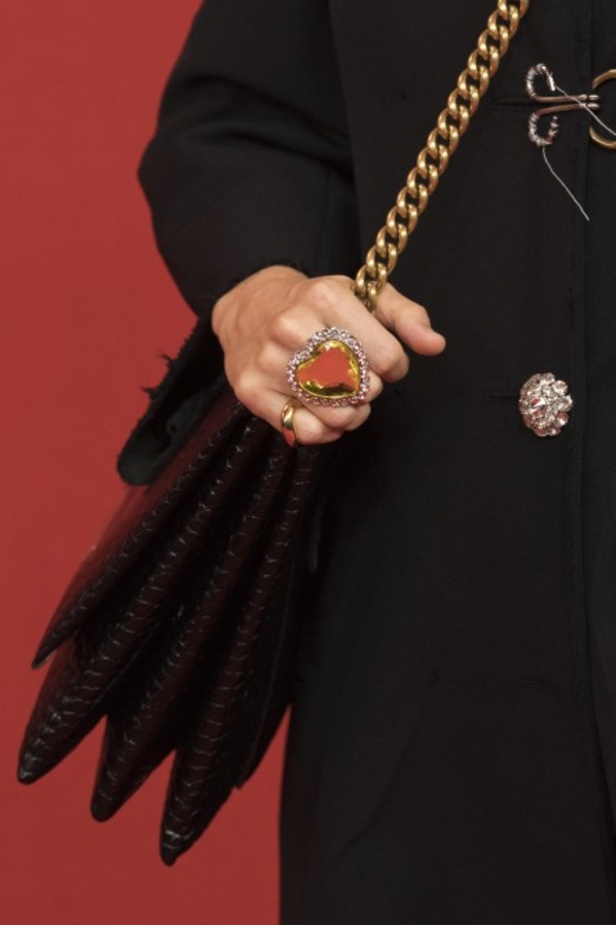 مجموعة بالنسياغا لموسم ربيع وصيف 2022