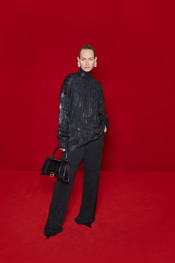 مجموعة بالنسياغا لموسم ربيع وصيف 2022