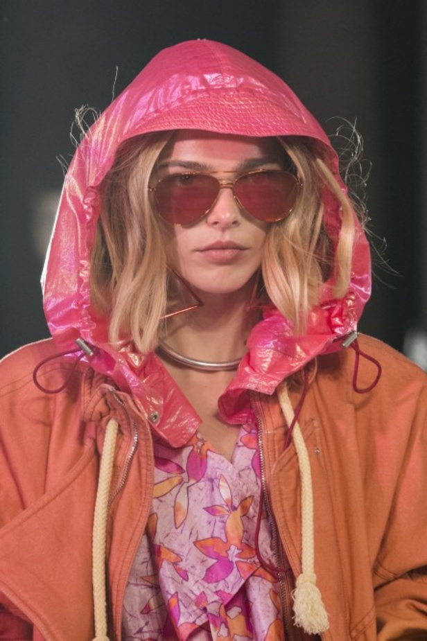 عرض أزياء مجموعة Isabel Marant للملابس الجاهزة من أسبوع الموضة في باريس 2021