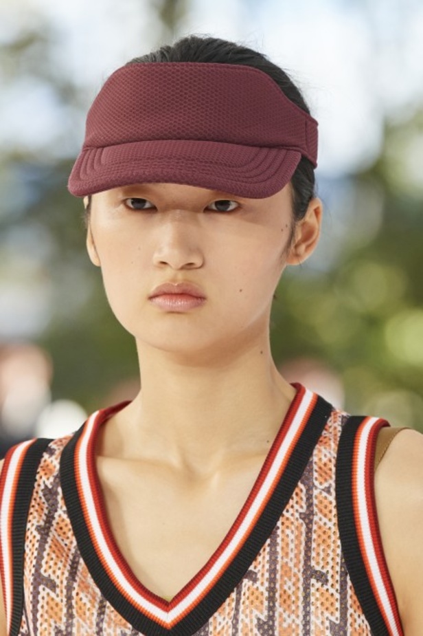 مجموعة أزياء لاكوست لربيع وصيف 2022 من أسبوع الموضة في باريس