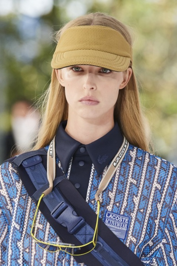 مجموعة أزياء لاكوست لربيع وصيف 2022 من أسبوع الموضة في باريس