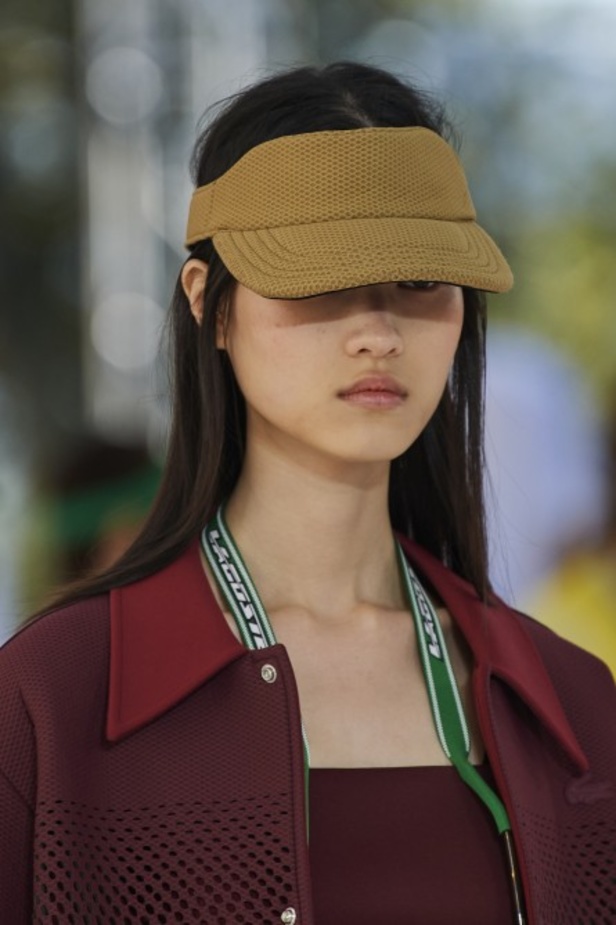 مجموعة أزياء لاكوست لربيع وصيف 2022 من أسبوع الموضة في باريس