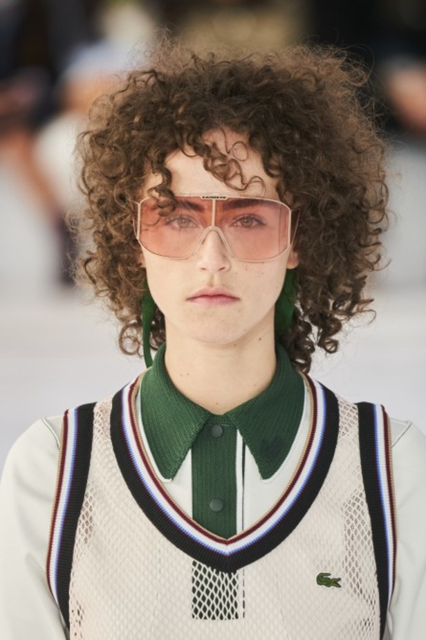 مجموعة أزياء لاكوست لربيع وصيف 2022 من أسبوع الموضة في باريس