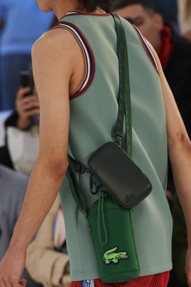 مجموعة أزياء لاكوست لربيع وصيف 2022 من أسبوع الموضة في باريس