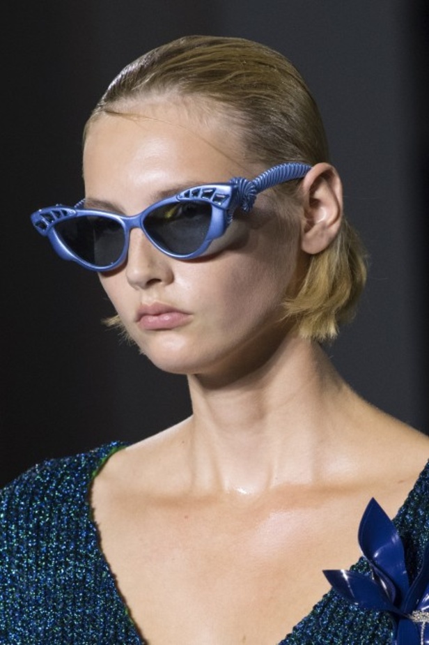 عرض أزياء Lanvin لربيع وصيف 2022 من أسبوع الموضة في باريس 