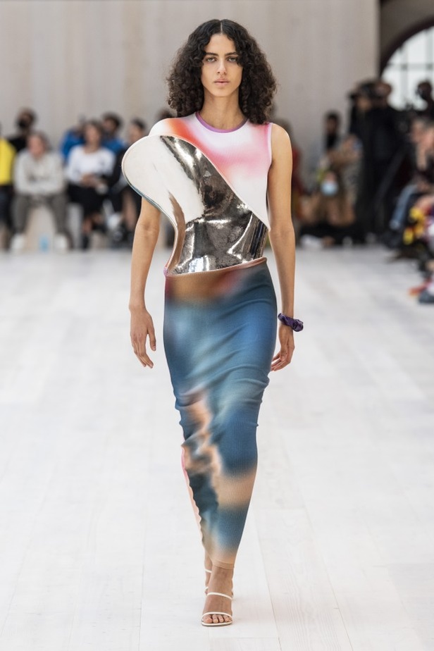 مجموعة لويفي لموسم ربيع وصيف 2022