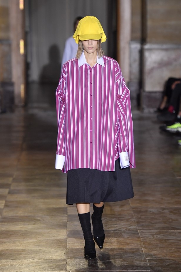 مجموعة راف سيمونز لموسم ربيع وصيف 2022