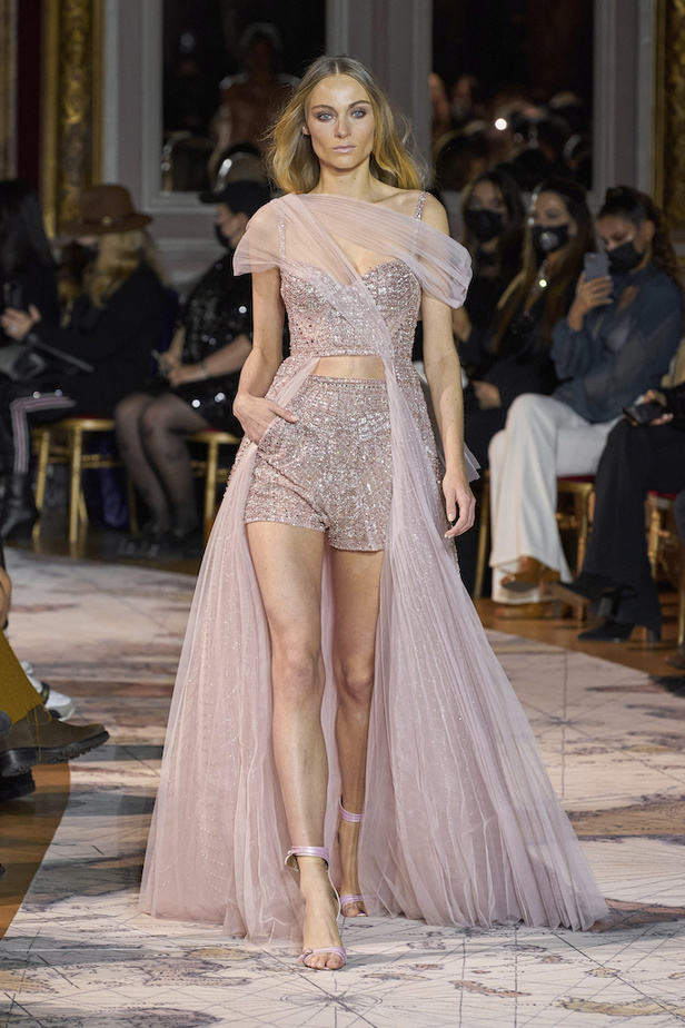 من مجموعة زهير مراد لموسم ربيع وصيف 2022 