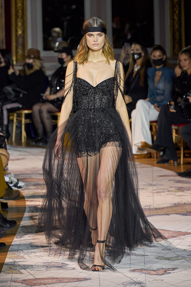 من مجموعة زهير مراد لموسم ربيع وصيف 2022 