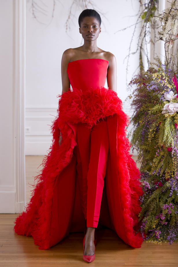 مجموعة Ashi Studio للهوت كوتور لربيع وصيف 2022‏