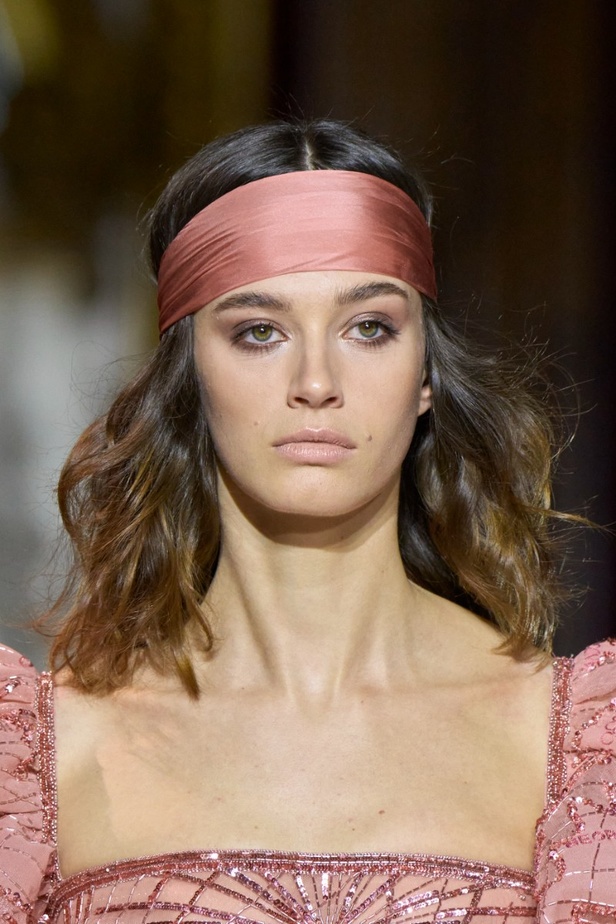 عرض أزياء زهير مراد لموسم ربيع وصيف 2022