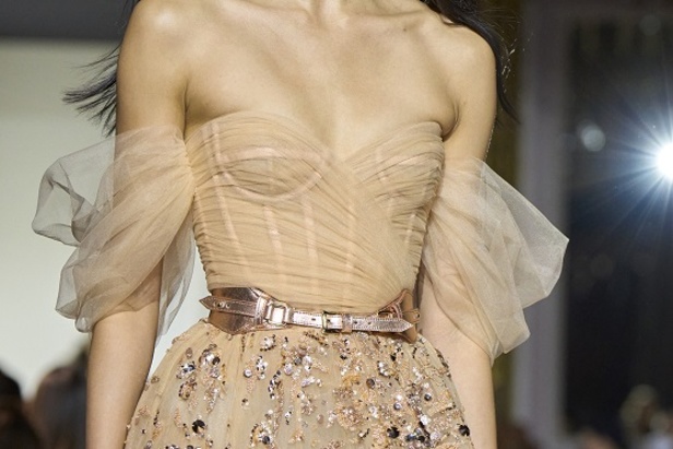 عرض أزياء زهير مراد لموسم ربيع وصيف 2022